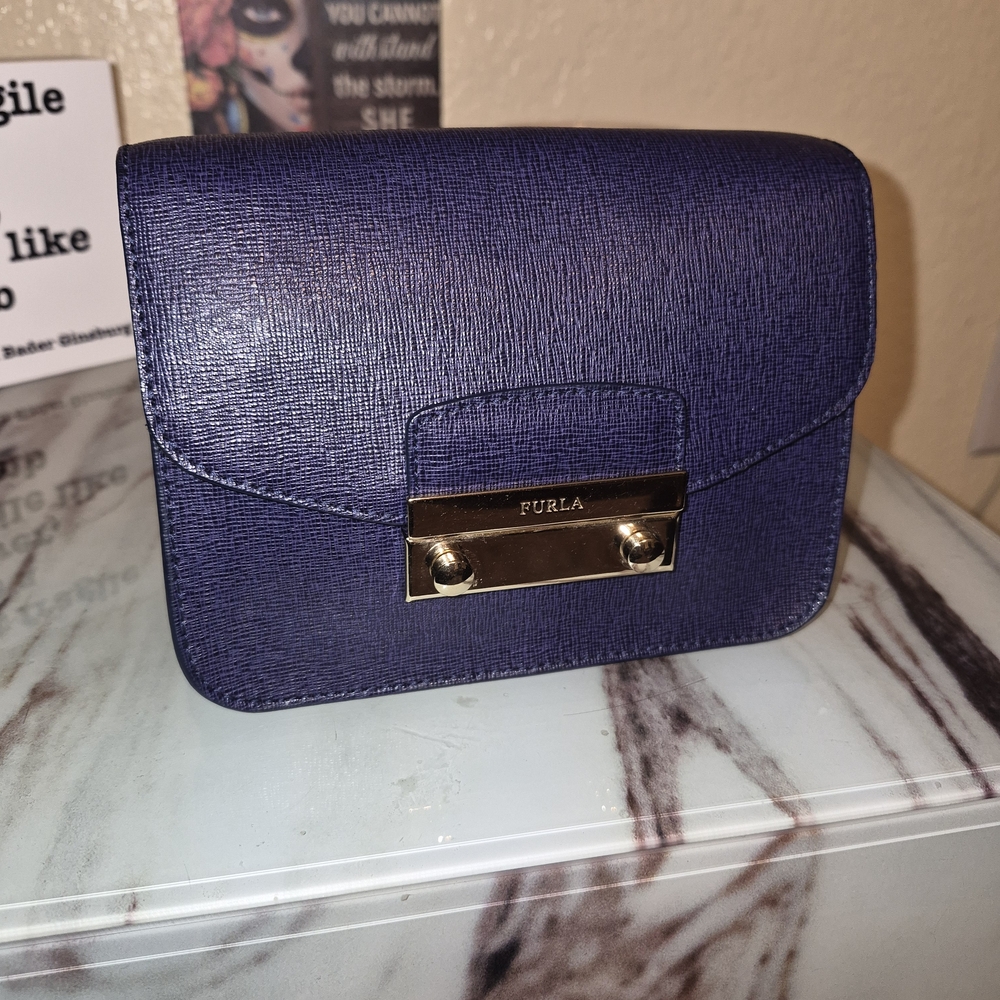 Furla Women's Purple Metropolis